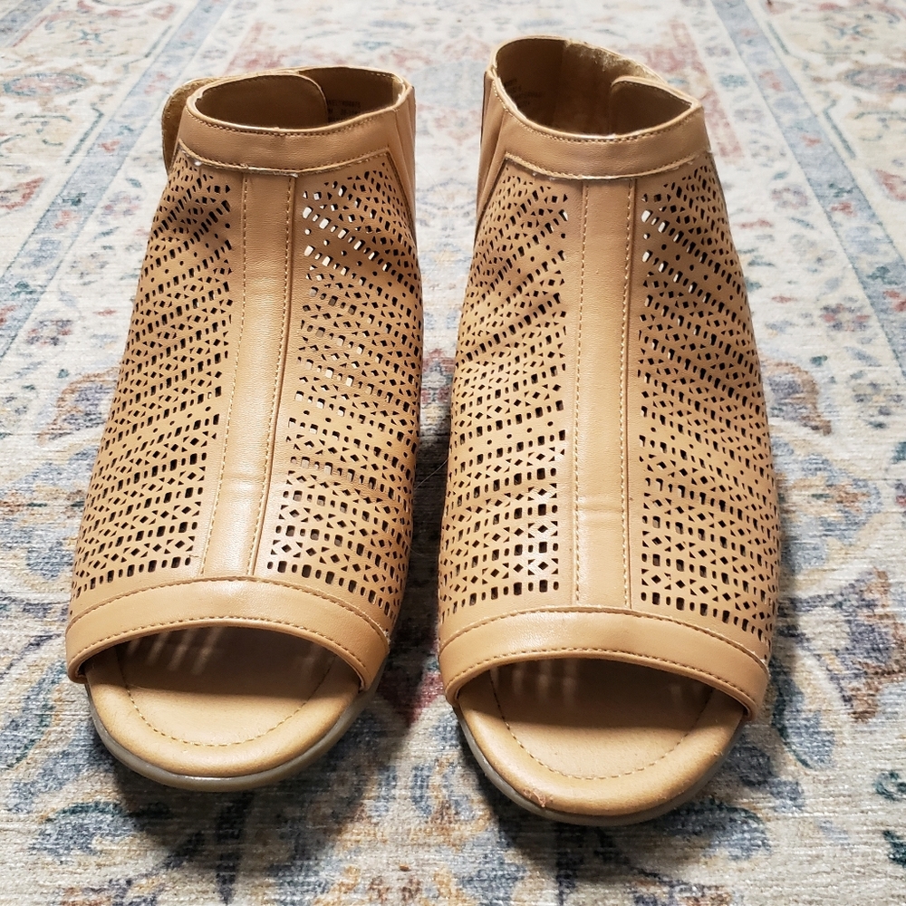 Tan sandals